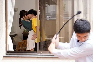 Bị chị gái phát hiện đang làm tình bạn thân của chị và cái kết