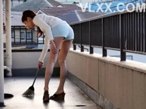Khi bố tái hôn với má kế trẻ hơn cả cậu con trai và cái kết