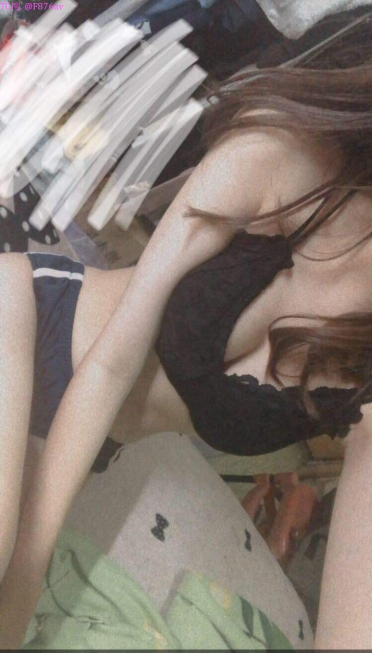 đi họp lớp, cô gái bị kẻ từng tỏ tình cô trả thù không thương tiếc