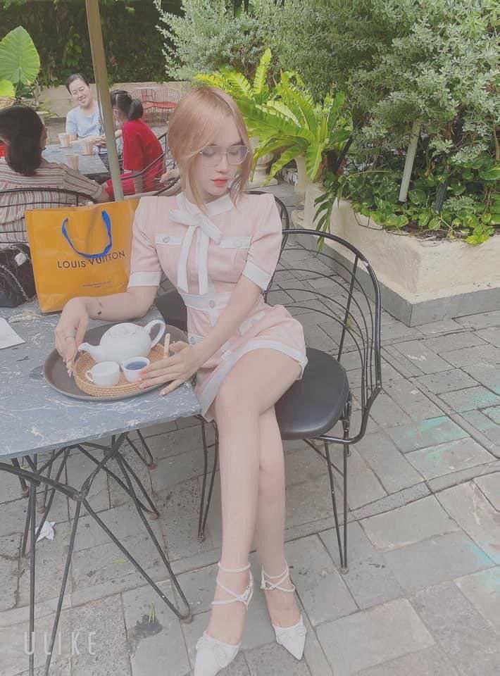 Cắm cặc vào đáy lồn cô nàng tây mông to hàng múp